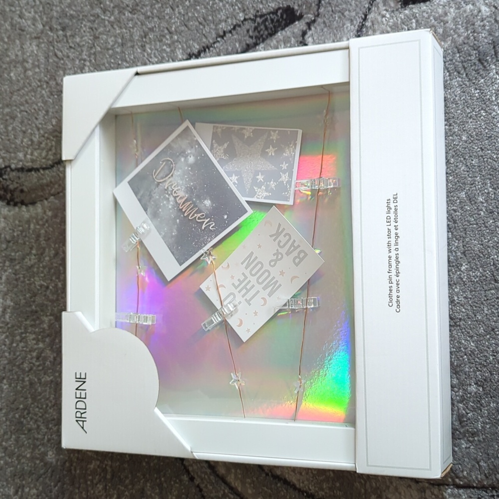 Ardene LED frame new